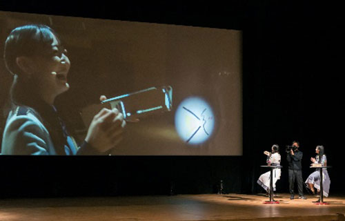 STU48によるぴかぴかランタンの実演